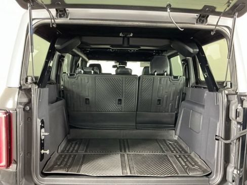 Used 2024 Ford Bronco Wildtrak AWD/4WD image 30