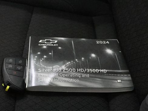 Used 2024 Chevrolet Silverado 2500 LT w/ Z71 Sport Edition image 64