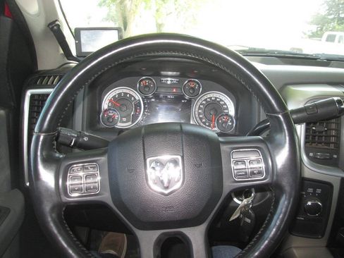 Used 2015 RAM 2500 Big Horn AWD/4WD image 18