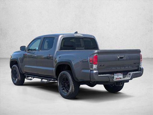 Used 2020 Toyota Tacoma TRD Pro AWD/4WD image 8