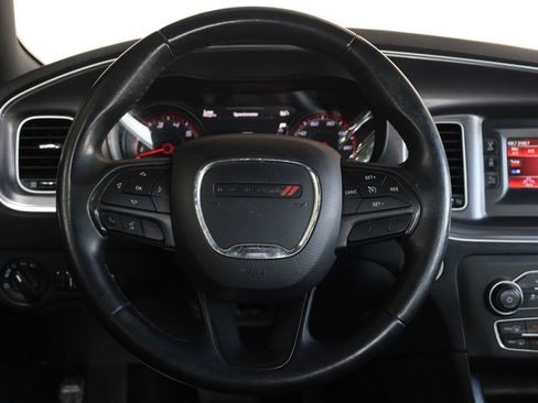Used 2017 Dodge Charger SE w/ Power Sunroof Group RWD image 23