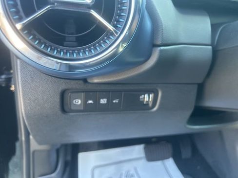 New 2026 Chevrolet Equinox EV LT image 17