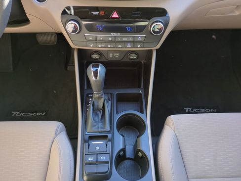 Used 2019 Hyundai Tucson SEL w/ Cargo Package image 18