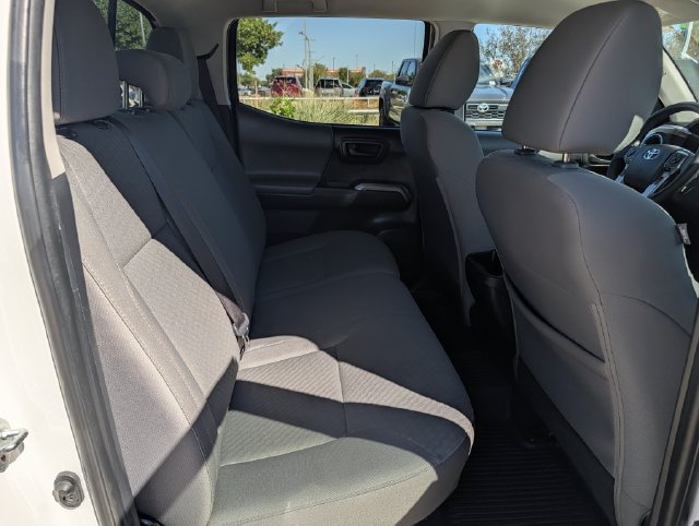 Used 2023 Toyota Tacoma SR5 AWD/4WD image 29