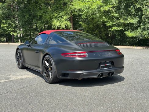Used 2017 Porsche 911 Targa 4 GTS AWD/4WD image 8