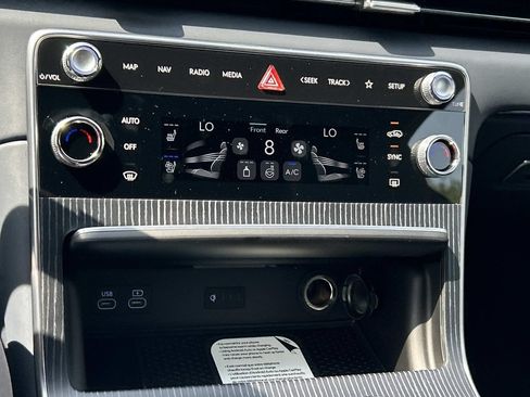 New 2027 Genesis GV80 3.5T e-SC AWD/4WD image 38