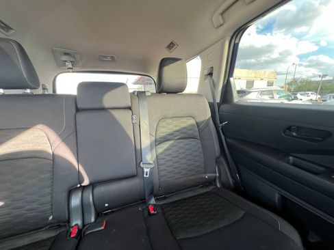 Used 2025 Nissan Pathfinder SV image 37