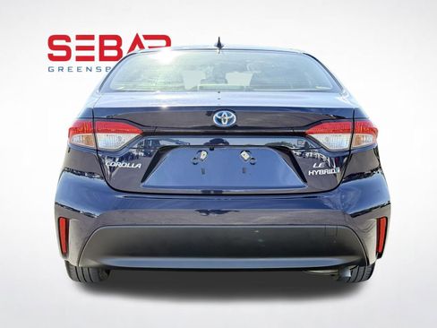 Used 2024 Toyota Corolla LE w/ LE Convenience Package image 10