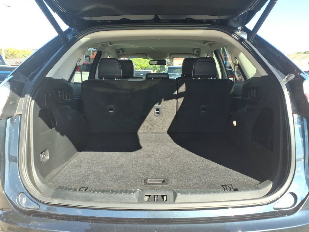 Certified 2024 Ford Edge SEL w/ Convenience Package AWD/4WD image 9