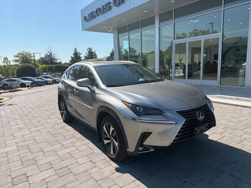 Used 2019 Lexus NX 300h AWD w/ Premium Package image 4