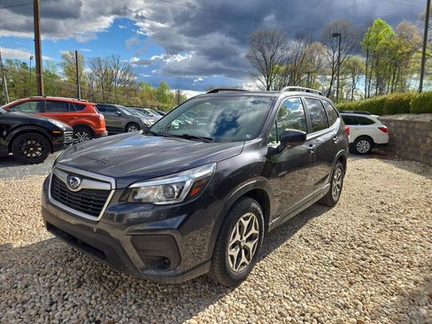 Used 2019 Subaru Forester Premium w/ Popular Package #1 image 3