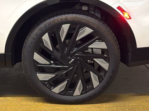 New 2026 Lincoln Nautilus Reserve AWD/4WD image 4