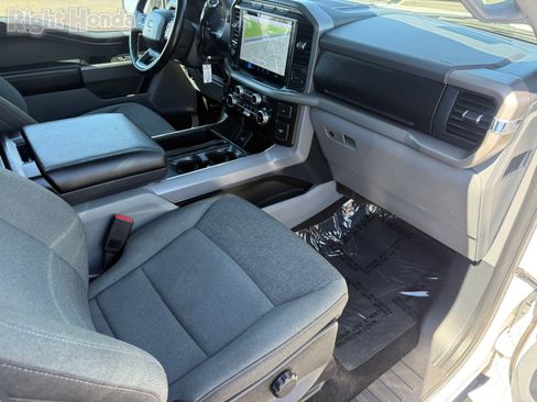 Used 2024 Ford F150 XLT w/ Mobile Office Package image 32