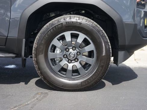 Used 2025 Toyota Land Cruiser w/ Premium Package AWD/4WD image 4
