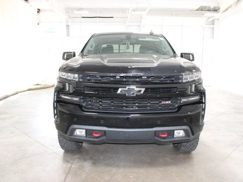 Used 2019 Chevrolet Silverado 1500 LT Trail Boss AWD/4WD image 3