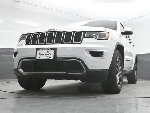 Used 2020 Jeep Grand Cherokee Limited AWD/4WD image 23