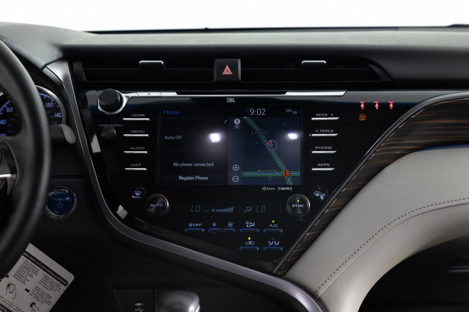 Used 2019 Toyota Camry XLE FWD image 34
