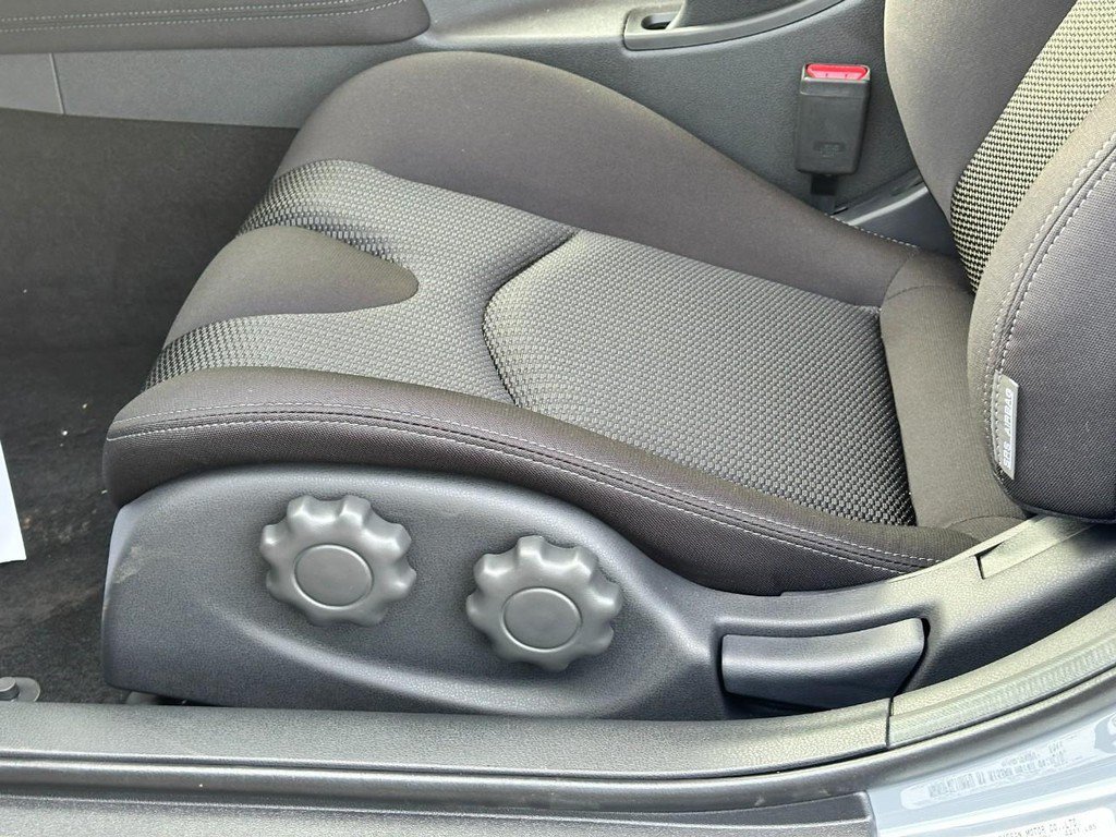 New 2026 Nissan Z Sport w/ Floor Mat Package RWD image 9