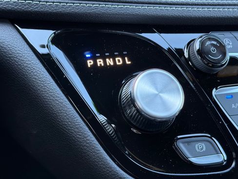 New 2026 Chrysler Pacifica Select image 20