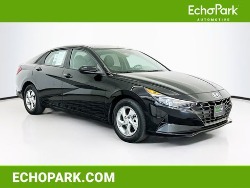 Used 2023 Hyundai Elantra SE FWD image 1