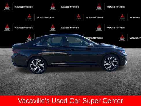 Used 2025 Volkswagen Jetta SEL FWD image 6