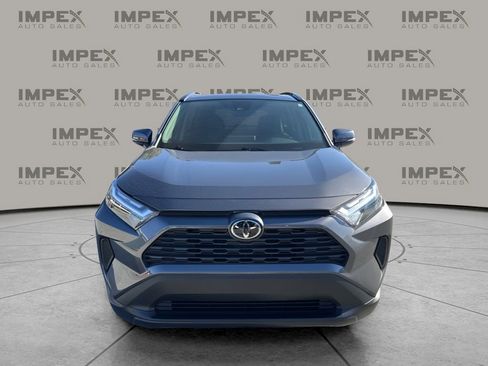 Used 2022 Toyota RAV4 XLE image 8