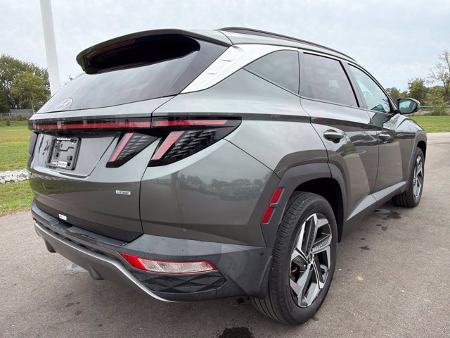 Used 2023 Hyundai Tucson Limited w/ Cargo Package AWD/4WD image 7