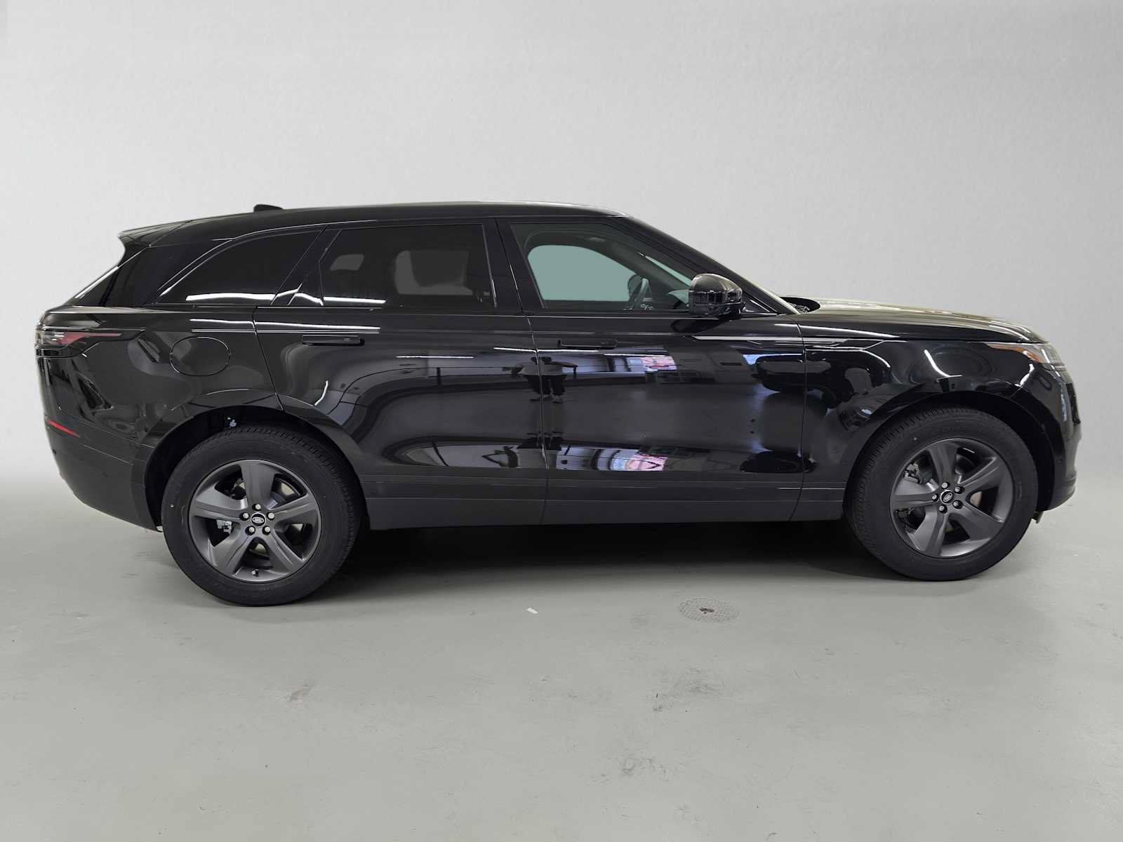 New 2026 Land Rover Range Rover Velar S AWD/4WD image 6