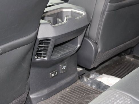 Used 2023 Toyota Tundra Limited image 20