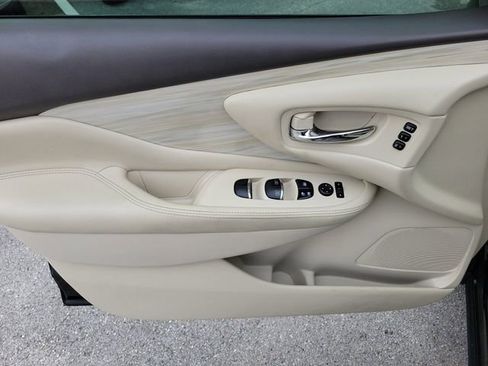 Used 2018 Nissan Murano Platinum w/ Cargo Package FWD image 18