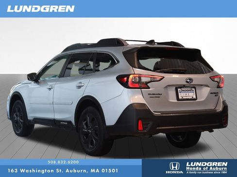 Used 2022 Subaru Outback Onyx Edition XT image 3