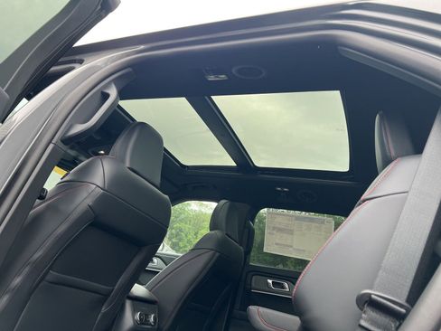 New 2025 Ford Explorer ST-Line image 14