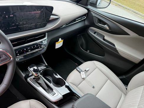 New 2026 Buick Envista Avenir FWD image 28
