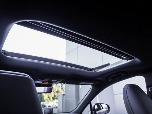 Used 2023 Lexus RX 350h image 22