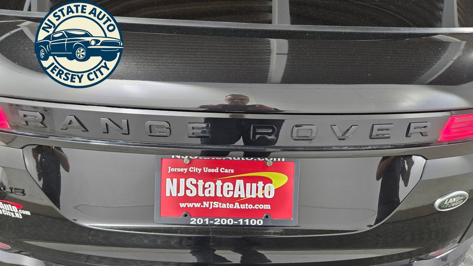 Used 2022 Land Rover Range Rover Evoque SE AWD/4WD image 31