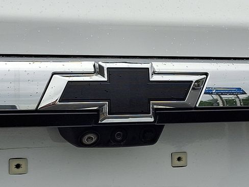 Used 2023 Chevrolet Traverse LT w/ Rear Camera Mirror Package AWD/4WD image 34