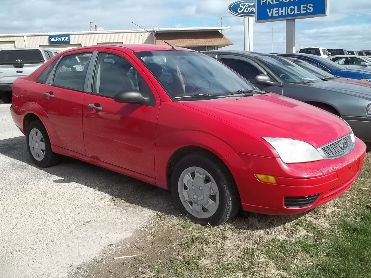 Used 2007 Ford Focus SE FWD image 1