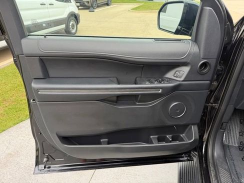 Certified 2024 Ford Expedition XLT RWD image 9