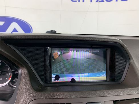 Used 2012 Mercedes-Benz E 350 Cabriolet image 25