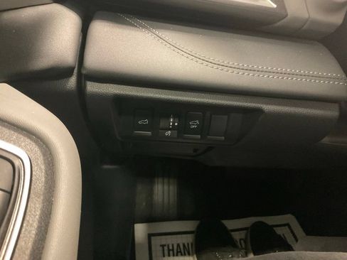 Used 2022 Subaru Outback Limited AWD/4WD image 18