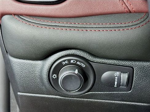 Used 2024 Dodge Durango Citadel image 14