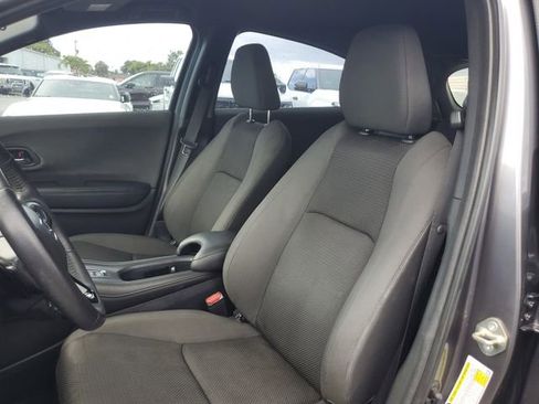 Used 2019 Honda HR-V Sport image 18