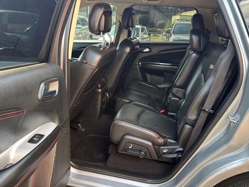 Used 2019 Dodge Journey GT image 27