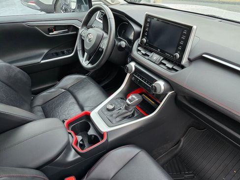 Used 2021 Toyota RAV4 TRD Off-Road image 10