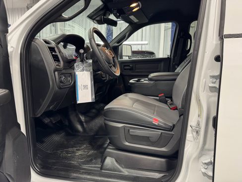New 2025 RAM 4500 Tradesman image 3