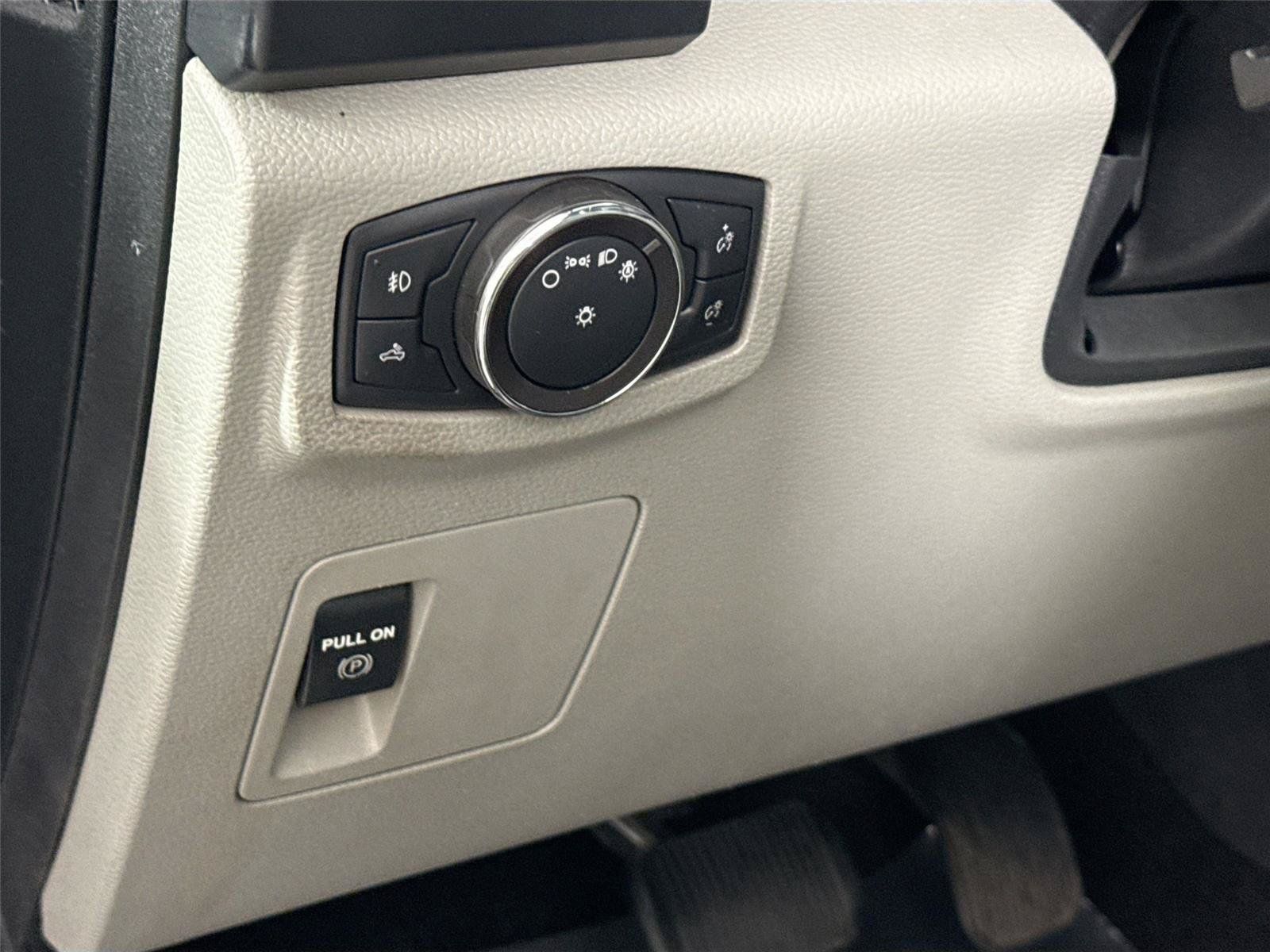Used 2018 Ford F150 XL w/ Equipment Group 101A Mid RWD image 14