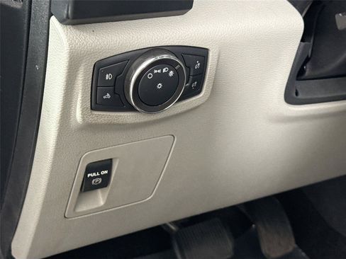 Used 2018 Ford F150 XL w/ Equipment Group 101A Mid RWD image 14