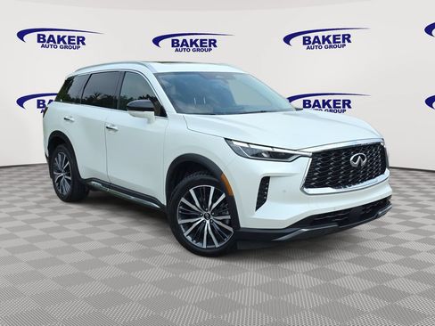 Used 2023 INFINITI QX60 Sensory AWD/4WD image 3