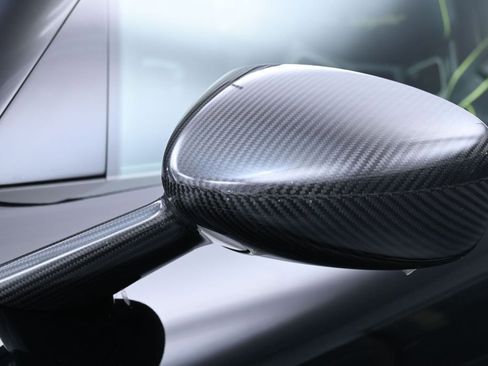 Used 2015 Porsche 918 Spyder AWD/4WD image 31