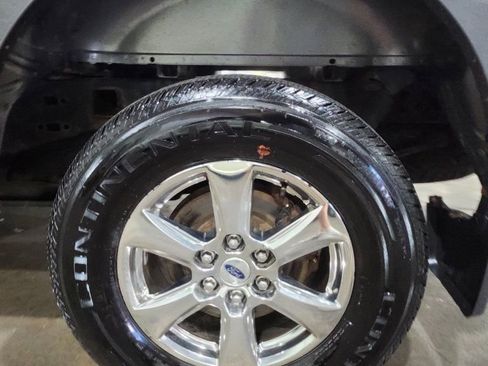 Used 2018 Ford F150 XLT w/ XTR Package image 30